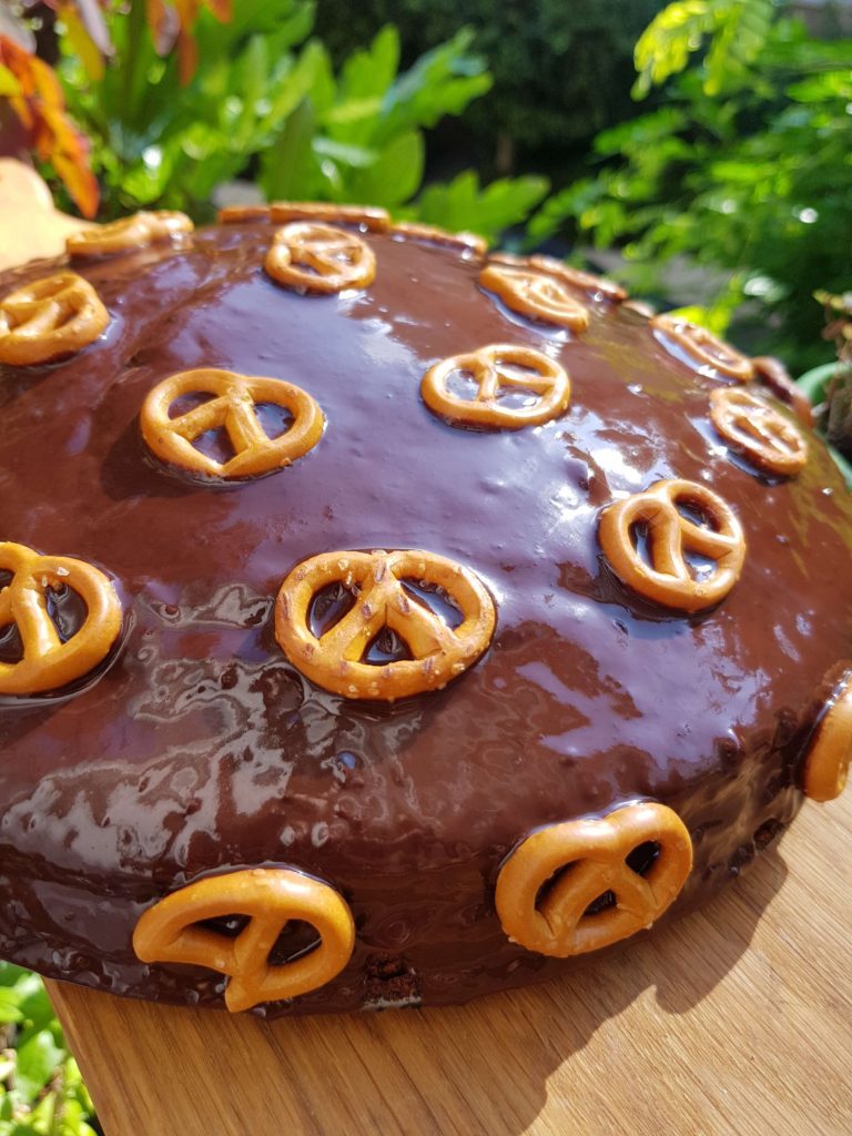 עוגת שוקולד ליומולדת ללא גלוטן. wheatout.co.il